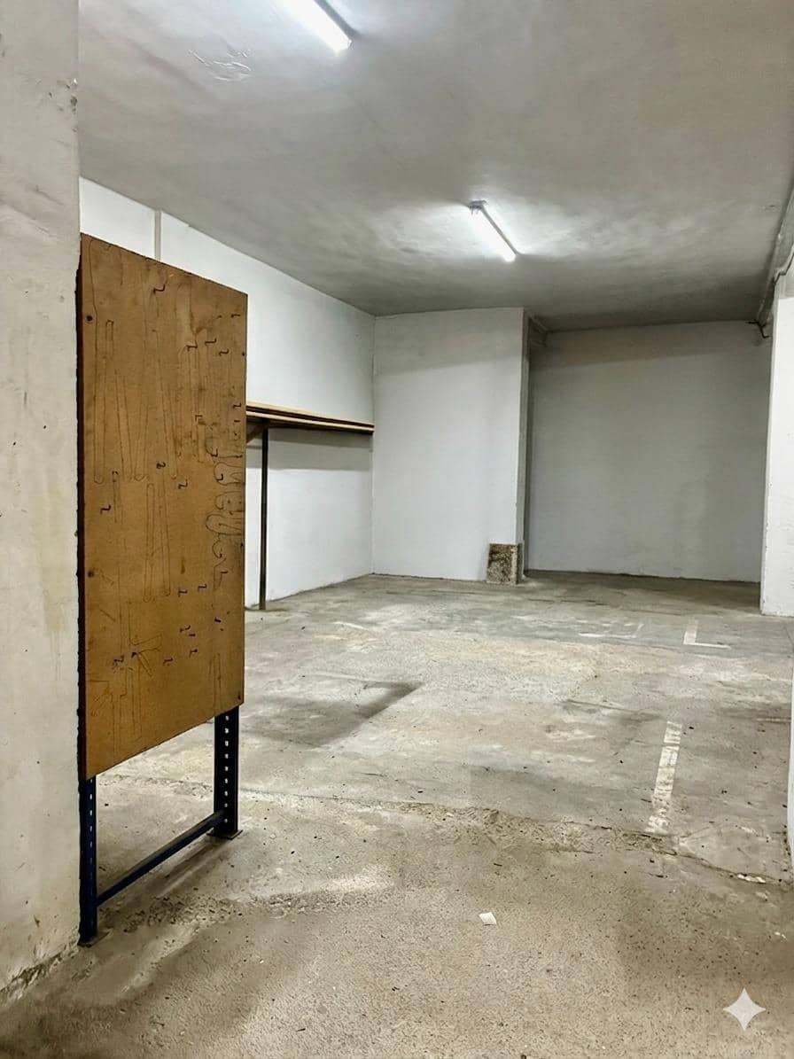 Commercial for sale in Sagunto / Sagunt - € 199,900 (Ref: 9942663)
