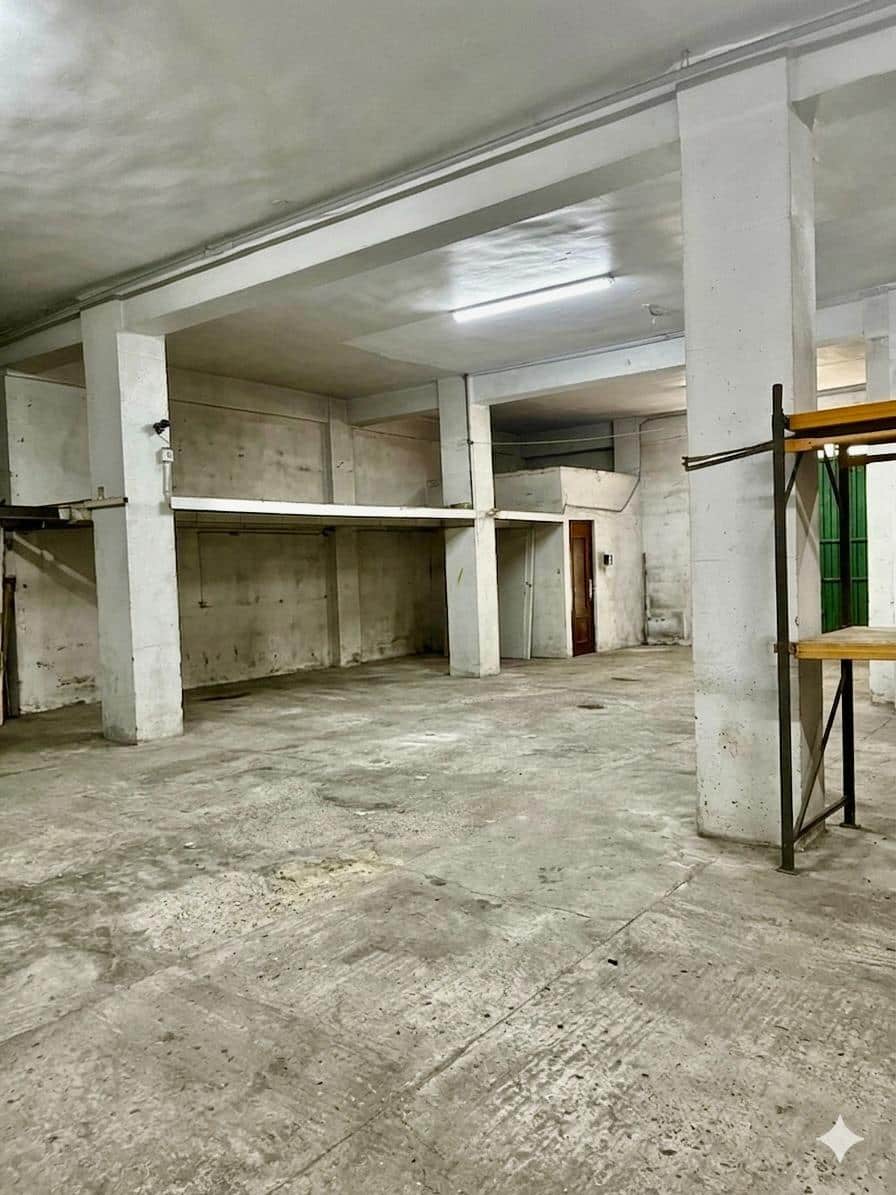 Commercial for sale in Sagunto / Sagunt - € 199,900 (Ref: 9942663)