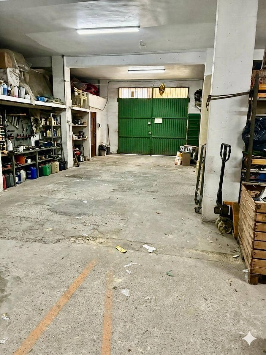 Commercial for sale in Sagunto / Sagunt - € 199,900 (Ref: 9942663)