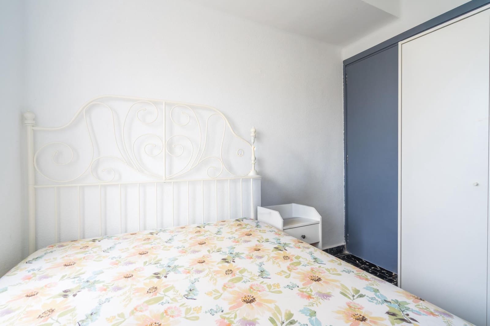 4 sovrum Lägenhet till salu i Valencia stad - 198 000 € (Ref: 9965397)