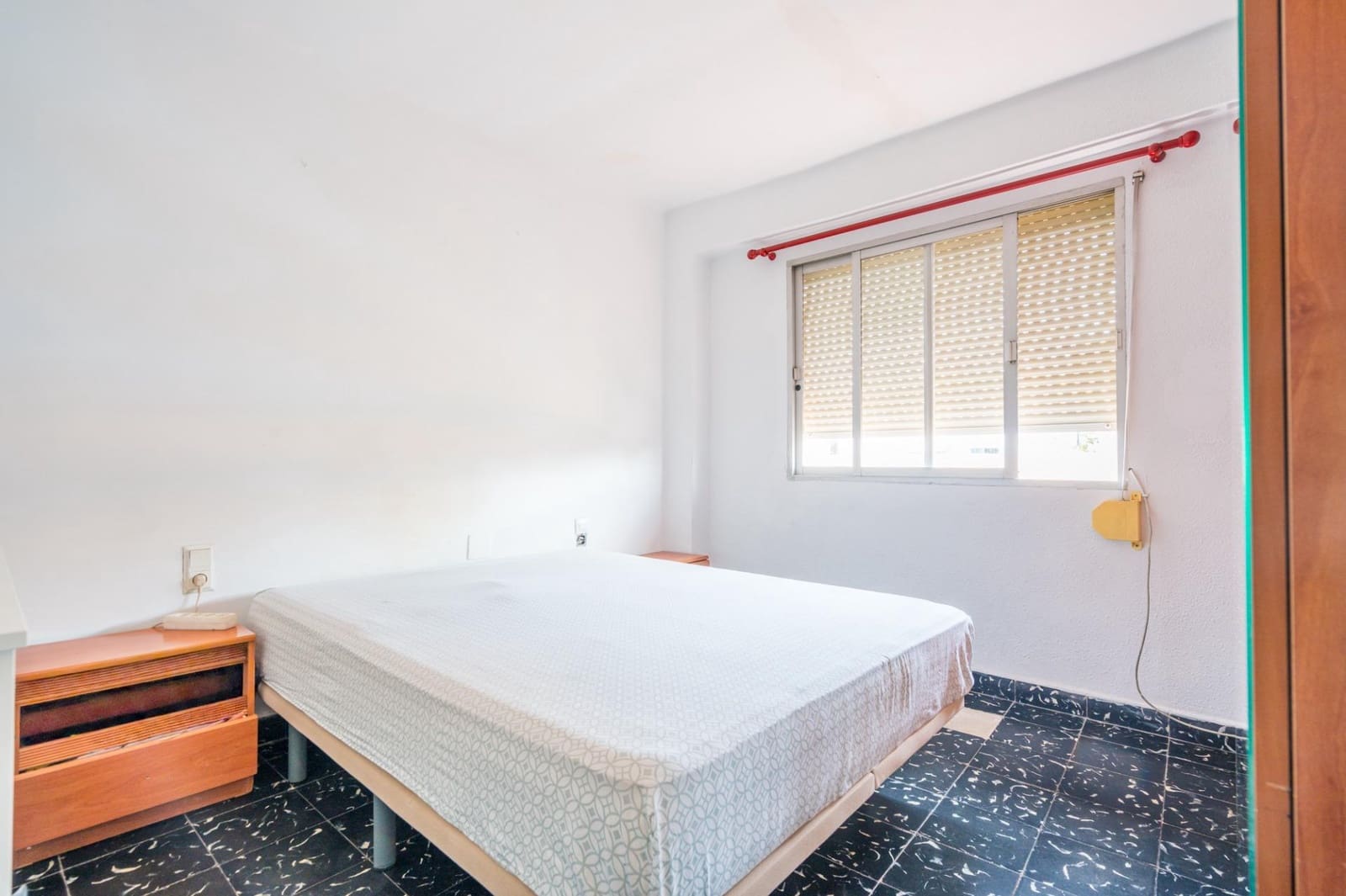 4 sovrum Lägenhet till salu i Valencia stad - 198 000 € (Ref: 9965397)