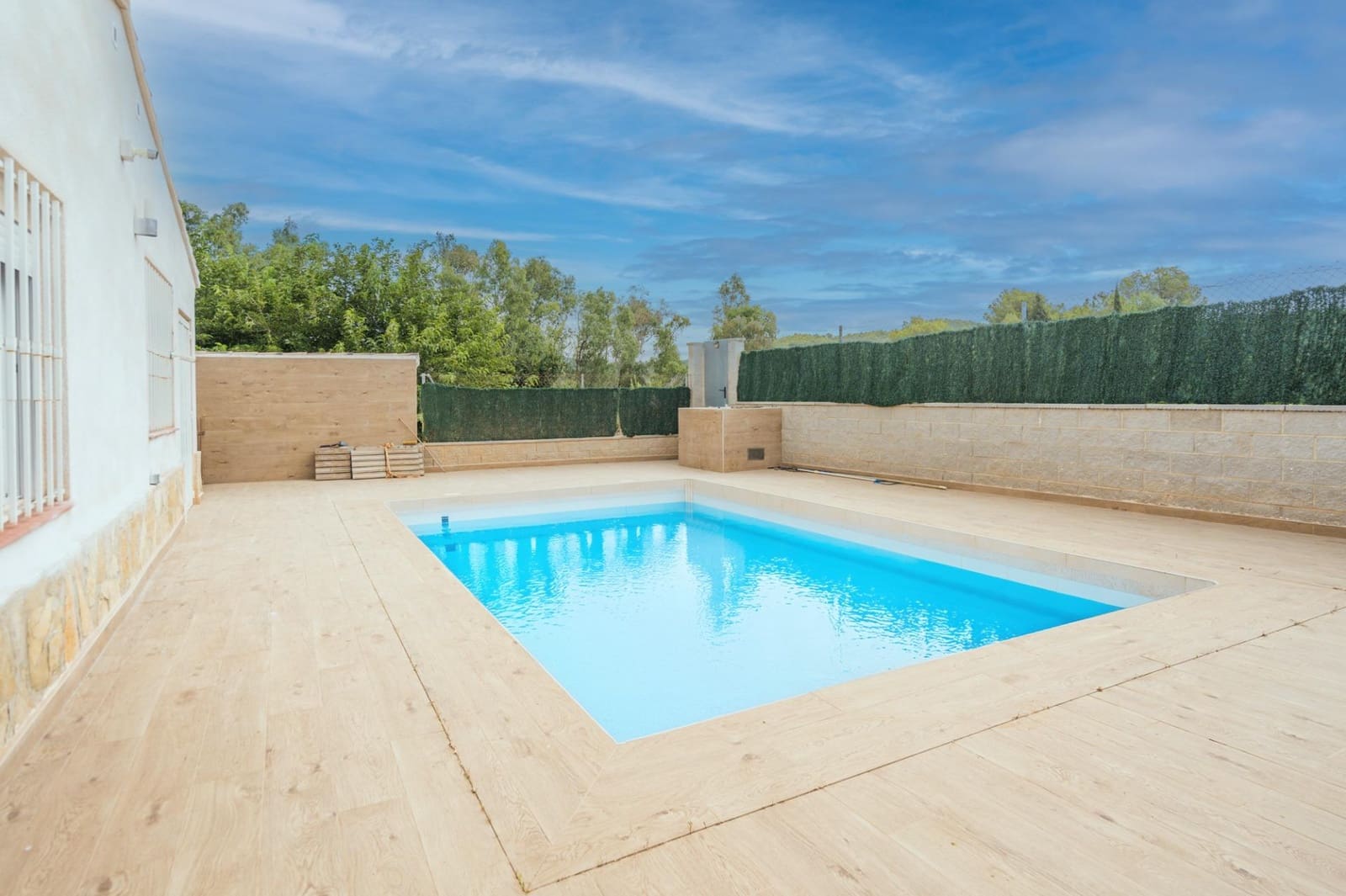 3 soveværelse Finca/Landehus til salg i Pedralba med swimmingpool - € 160.000 (Ref: 9970761)