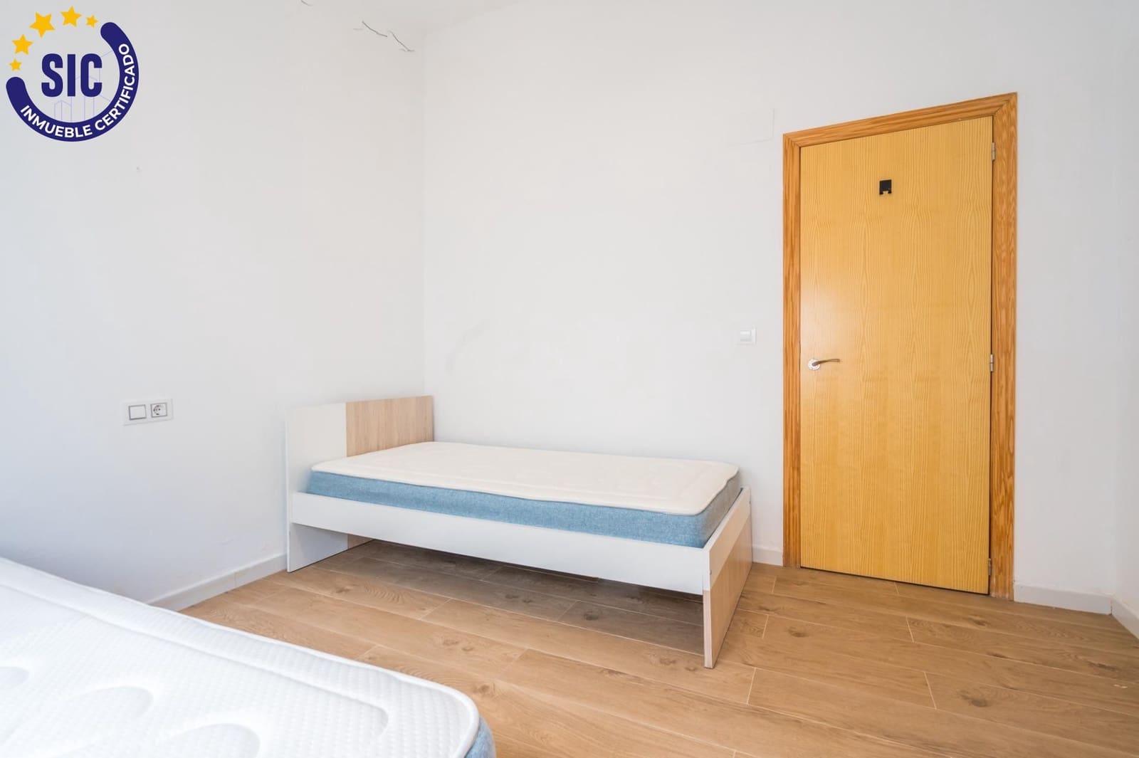 3 quarto Quinta/Casa Rural para venda em Pedralba com piscina - 160 000 € (Ref: 9970761)