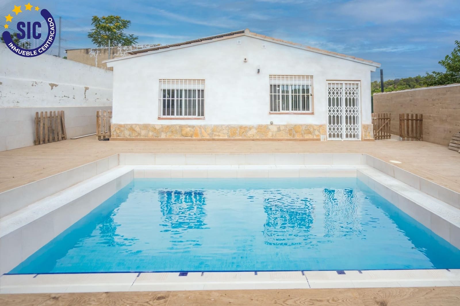 3 quarto Quinta/Casa Rural para venda em Pedralba com piscina - 160 000 € (Ref: 9970761)