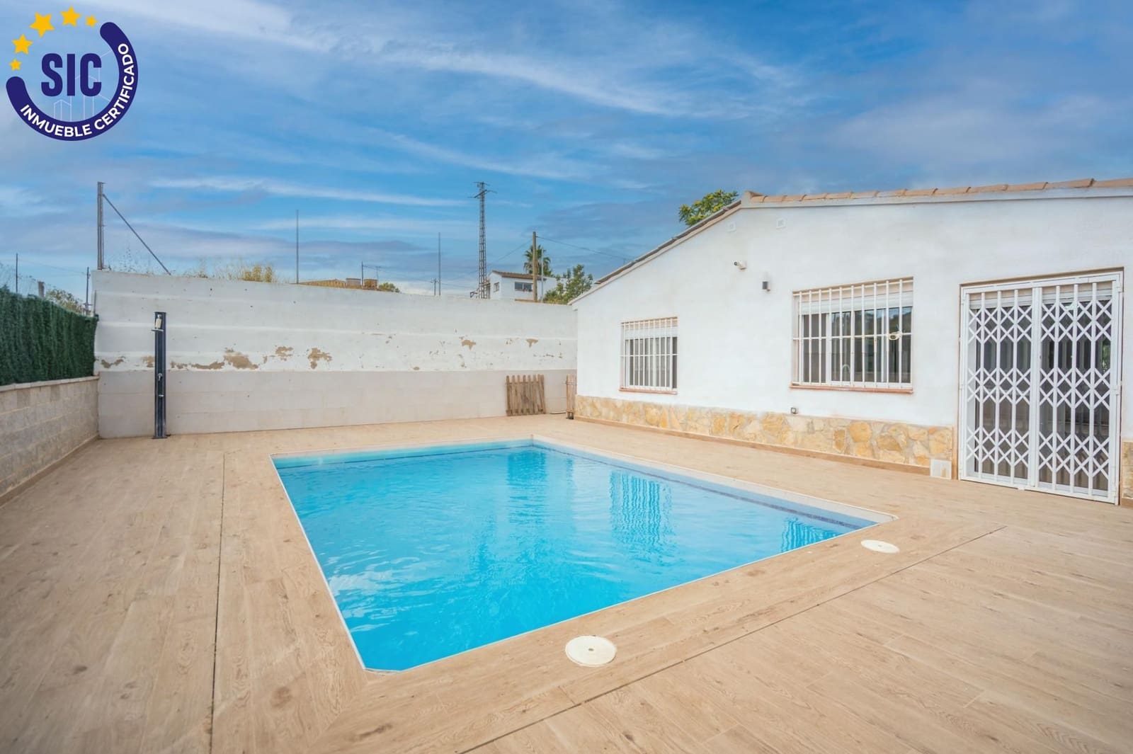 3 quarto Quinta/Casa Rural para venda em Pedralba com piscina - 160 000 € (Ref: 9970761)