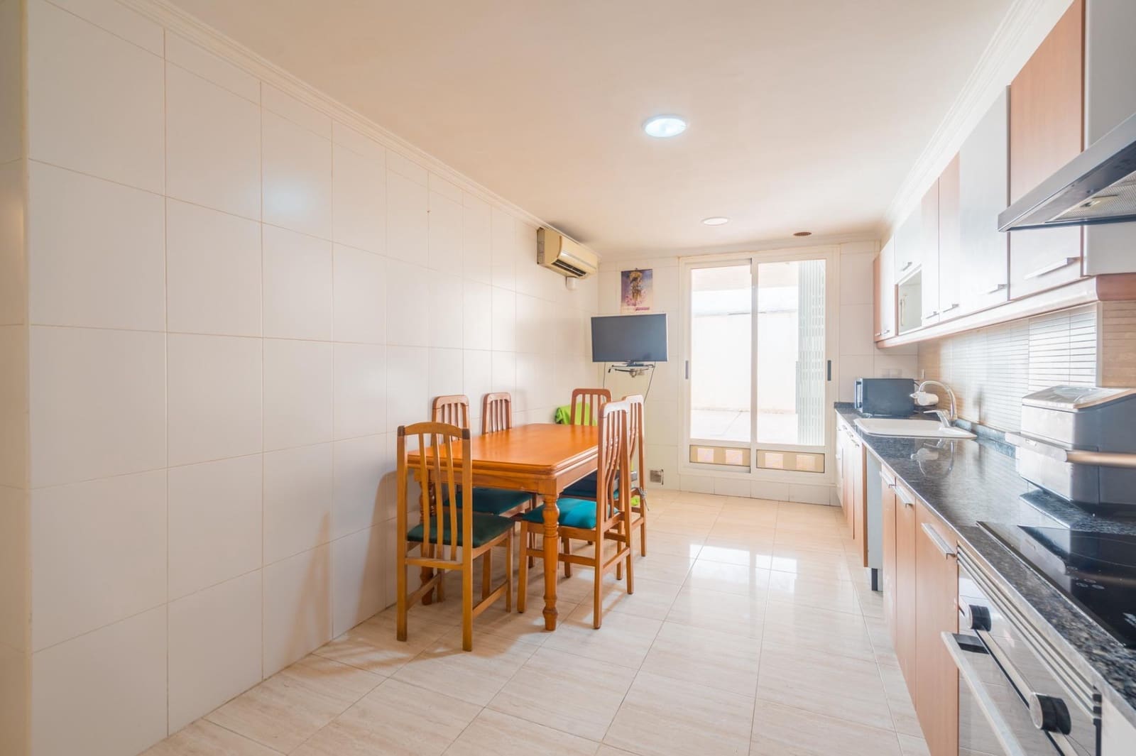 4 soverom Leilighet til salgs i Aldaia med garasje - € 319 900 (Ref: 9973452)