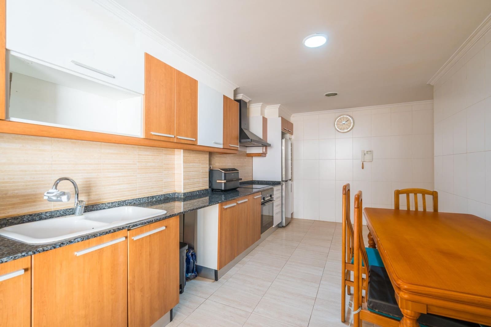 4 soverom Leilighet til salgs i Aldaia med garasje - € 319 900 (Ref: 9973452)