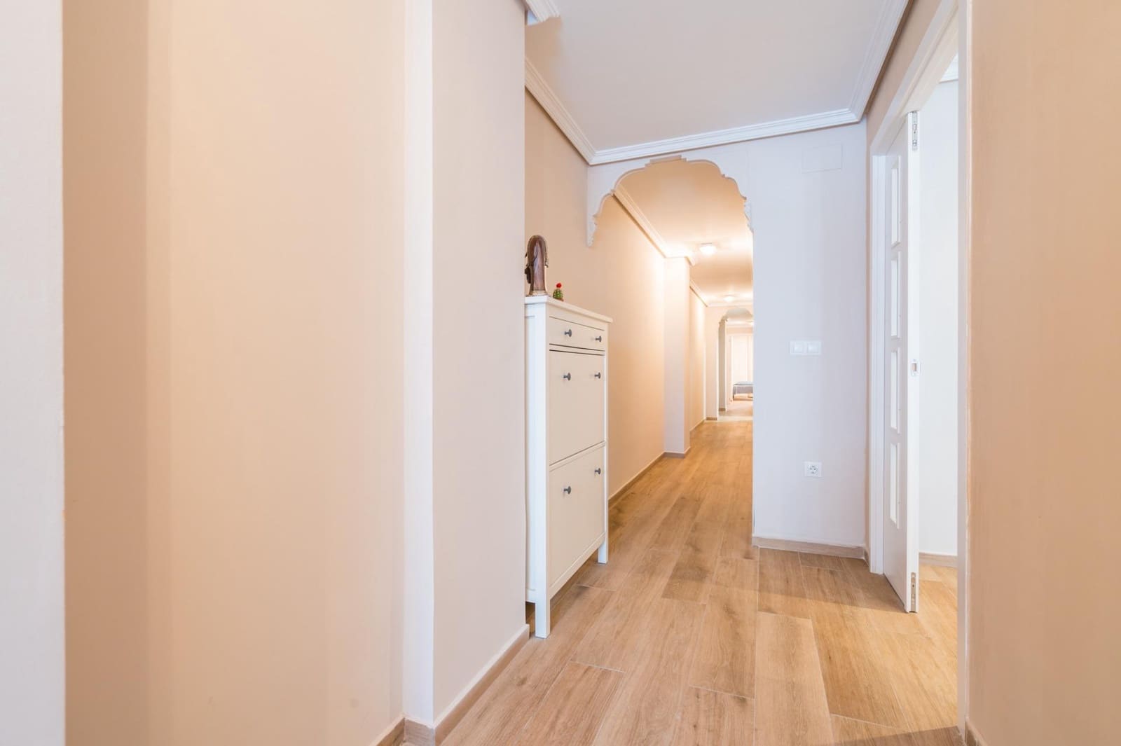 4 soverom Leilighet til salgs i Aldaia med garasje - € 319 900 (Ref: 9973452)