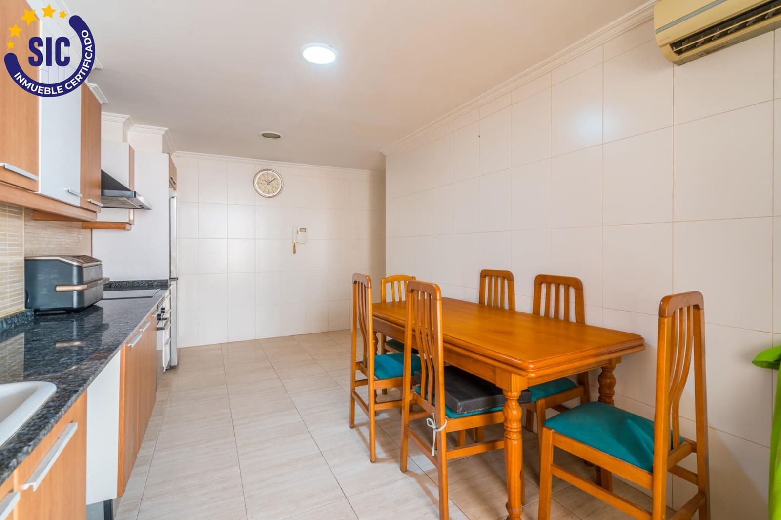 4 makuuhuone Asunto myytävänä paikassa Aldaia mukana 
autotalli - 319 900 € (Ref: 9973452)
