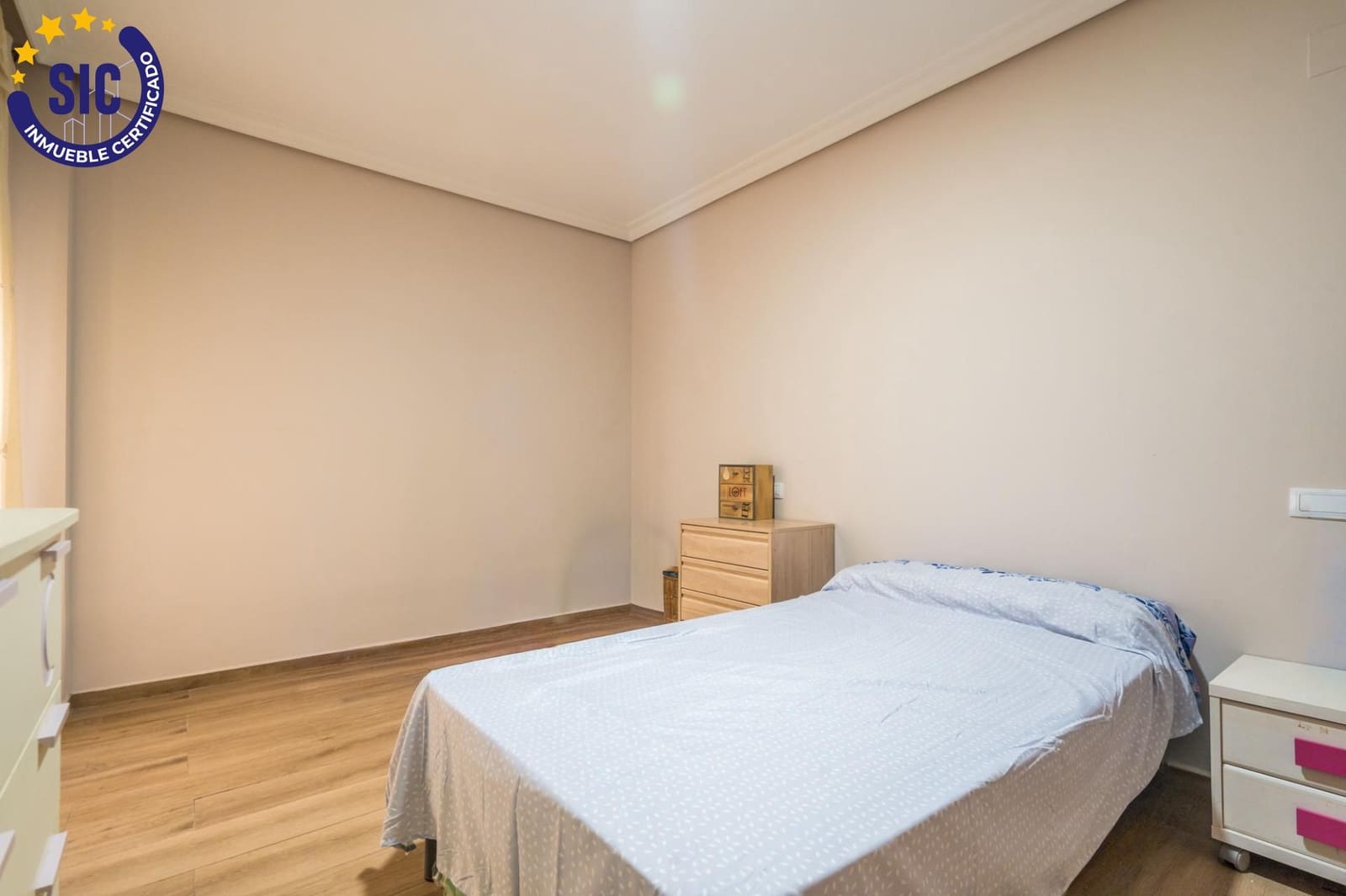 4 makuuhuone Asunto myytävänä paikassa Aldaia mukana 
autotalli - 319 900 € (Ref: 9973452)