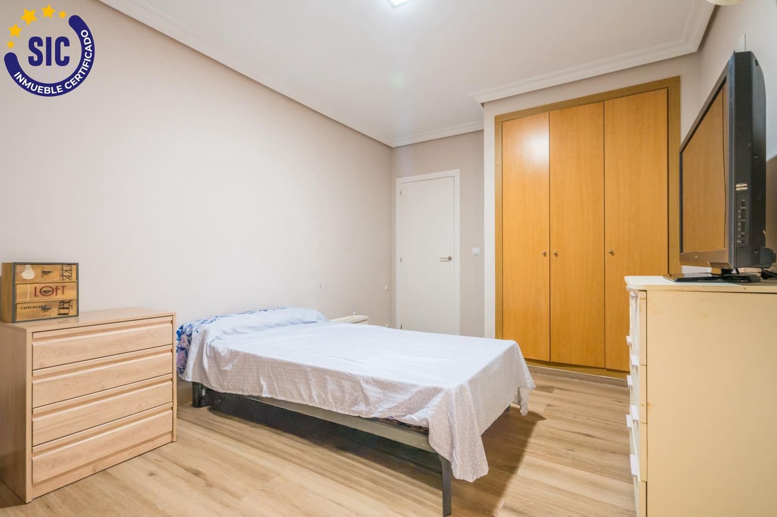 4 makuuhuone Asunto myytävänä paikassa Aldaia mukana 
autotalli - 319 900 € (Ref: 9973452)