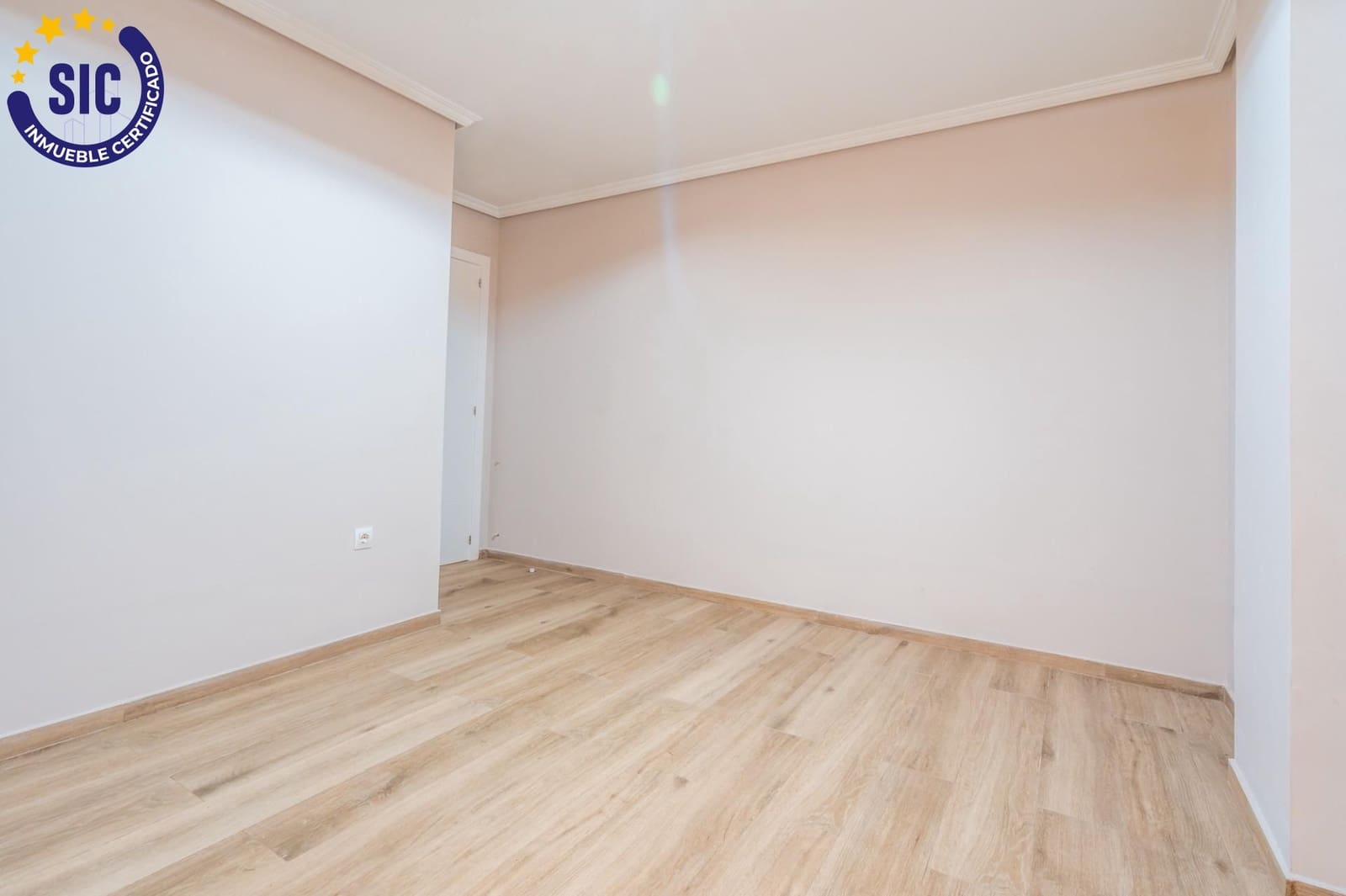 4 makuuhuone Asunto myytävänä paikassa Aldaia mukana 
autotalli - 319 900 € (Ref: 9973452)