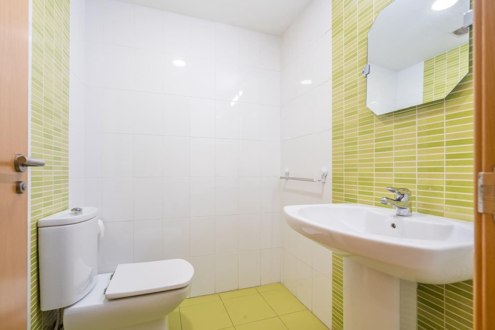 3 slaapkamer Penthouse te koop in Riba-roja de Turia met zwembad garage - € 265.000 (Ref: 9983121)