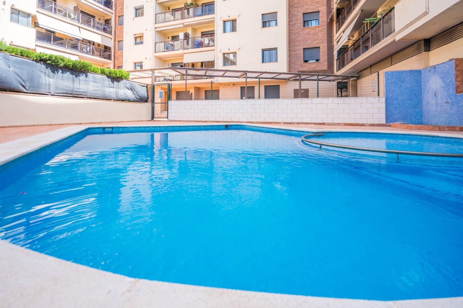 3 slaapkamer Penthouse te koop in Riba-roja de Turia met zwembad garage - € 265.000 (Ref: 9983121)
