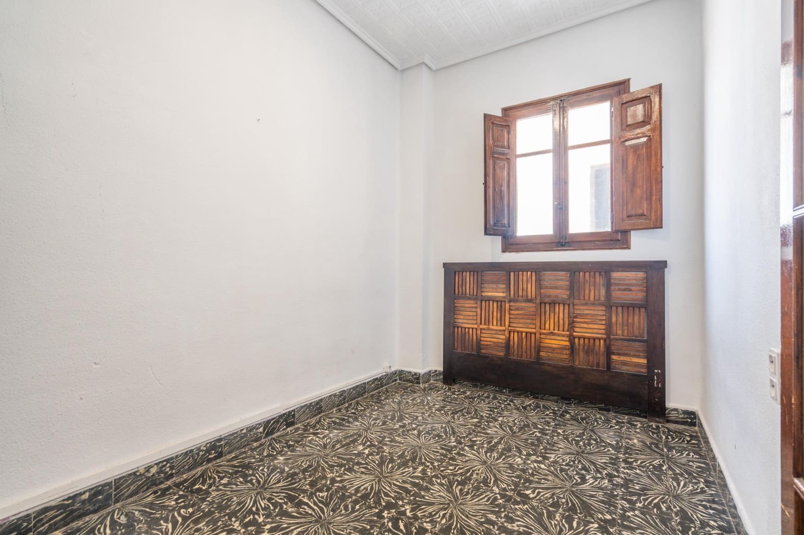 4 quarto Apartamento para venda em Valencia cidade - 360 000 € (Ref: 9983122)