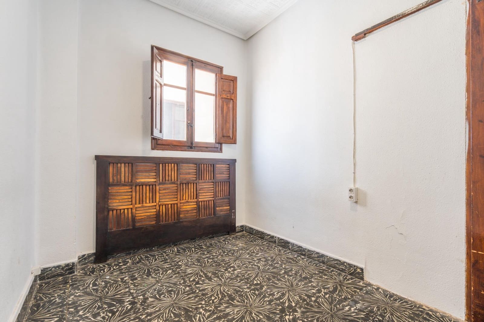 4 quarto Apartamento para venda em Valencia cidade - 360 000 € (Ref: 9983122)