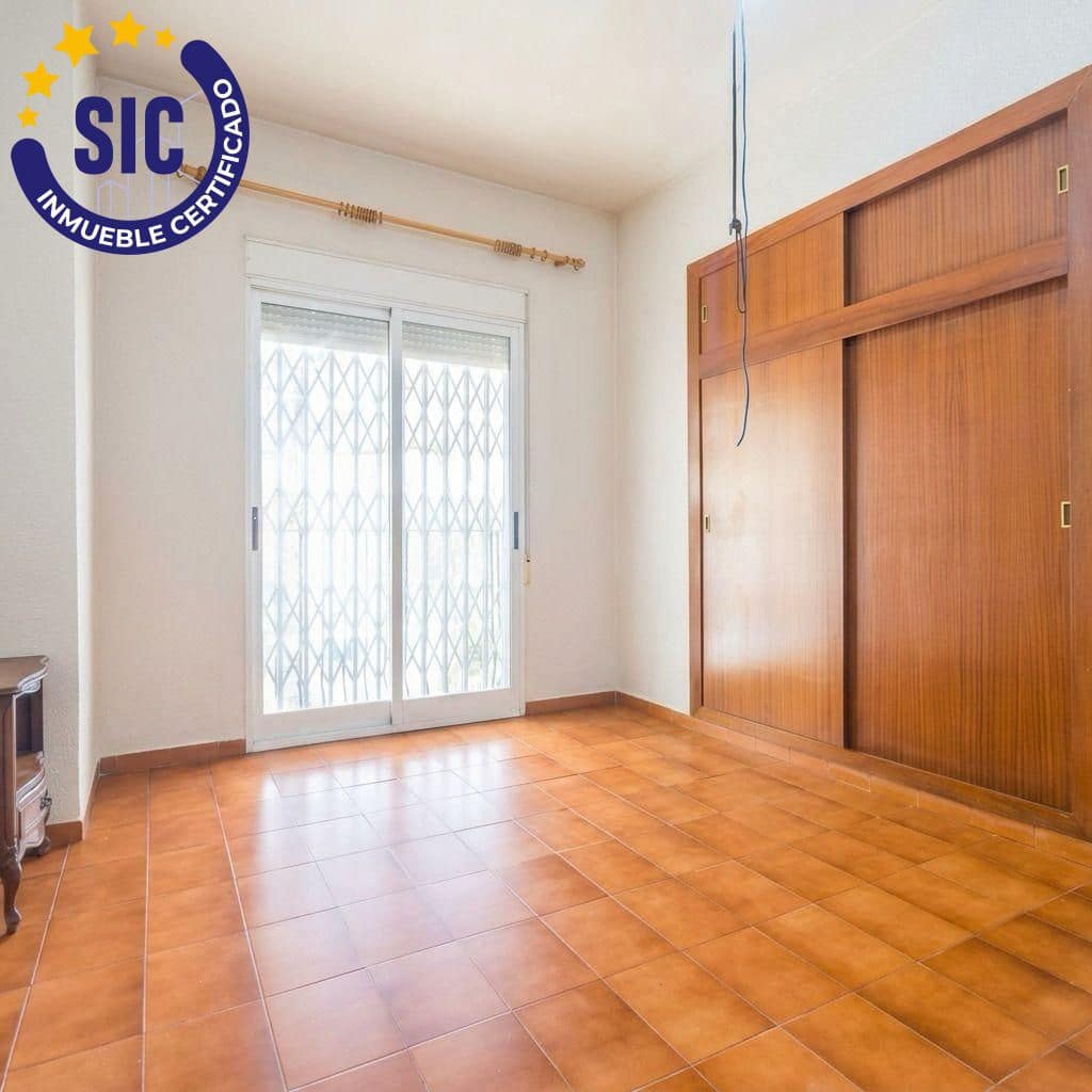 4 chambre Villa/Maison à vendre à Serra avec piscine garage - 499 000 € (Ref: 9990820)