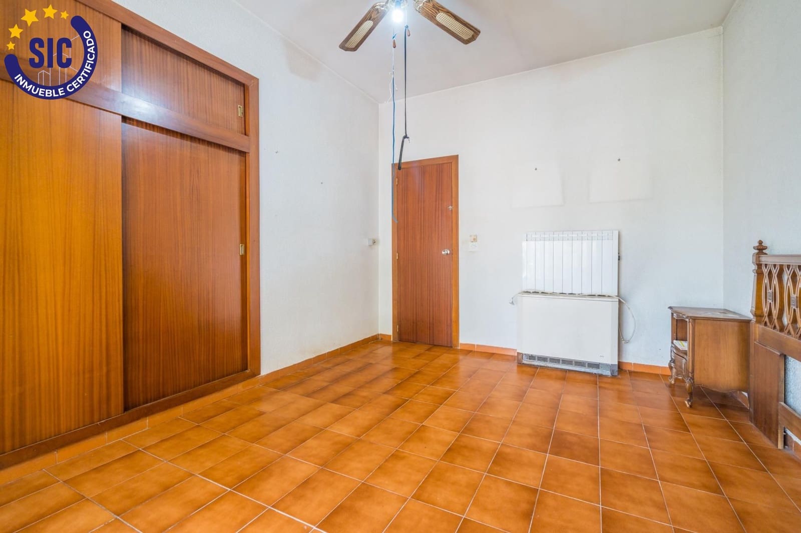4 chambre Villa/Maison à vendre à Serra avec piscine garage - 499 000 € (Ref: 9990820)