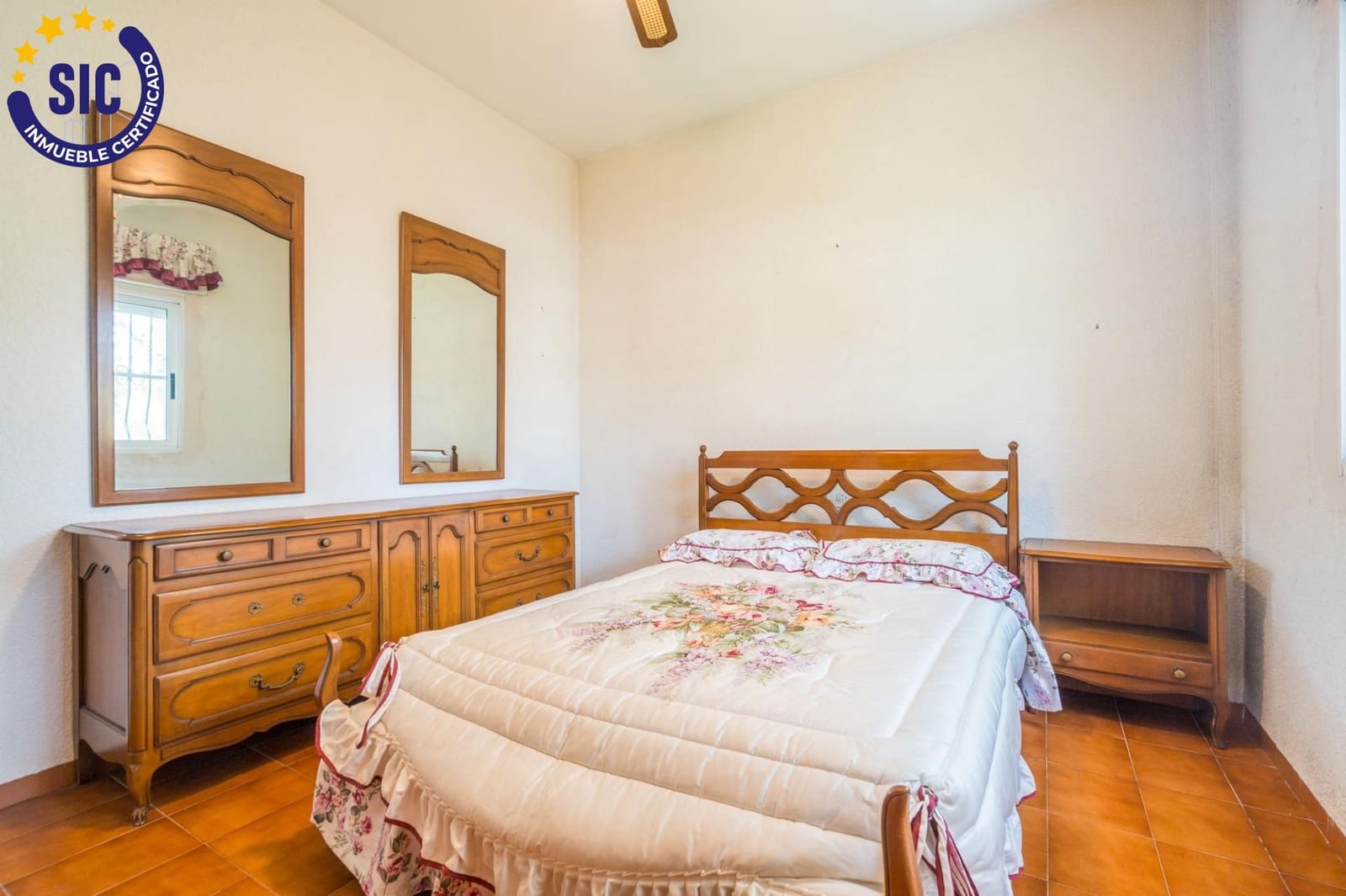 4 chambre Villa/Maison à vendre à Serra avec piscine garage - 499 000 € (Ref: 9990820)