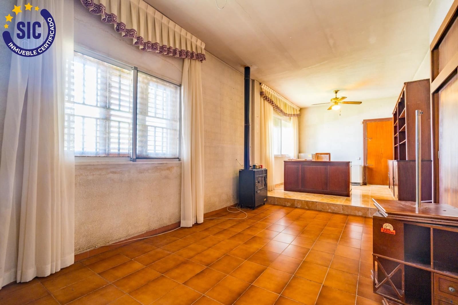 4 chambre Villa/Maison à vendre à Serra avec piscine garage - 499 000 € (Ref: 9990820)