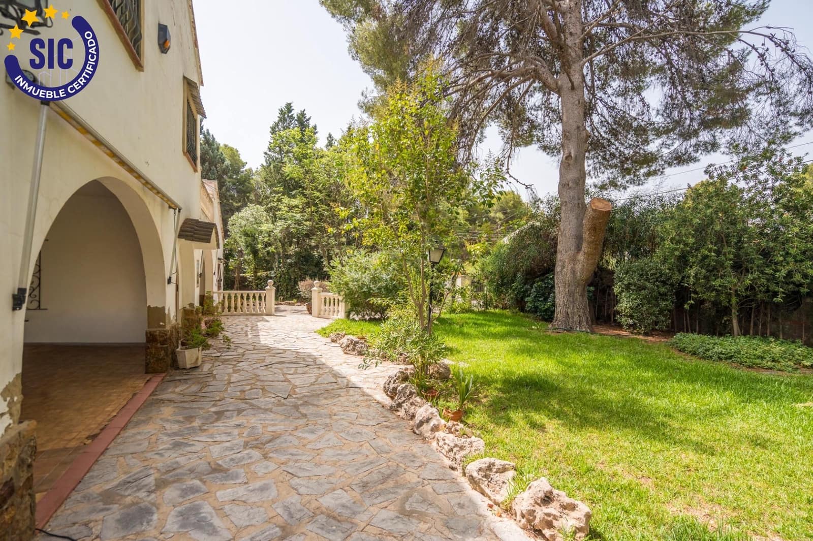 4 chambre Villa/Maison à vendre à Serra avec piscine garage - 499 000 € (Ref: 9990820)