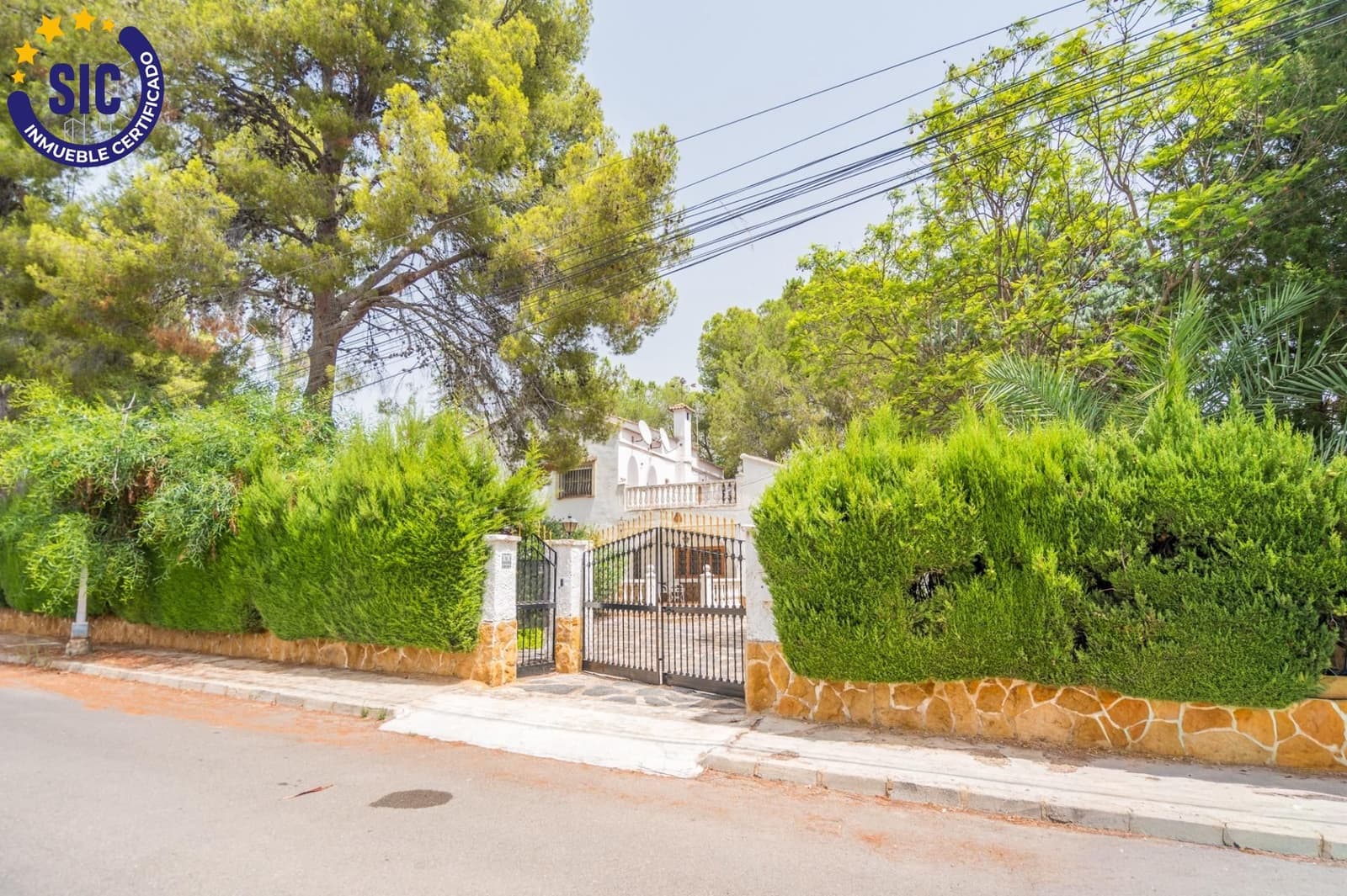 4 chambre Villa/Maison à vendre à Serra avec piscine garage - 499 000 € (Ref: 9990820)