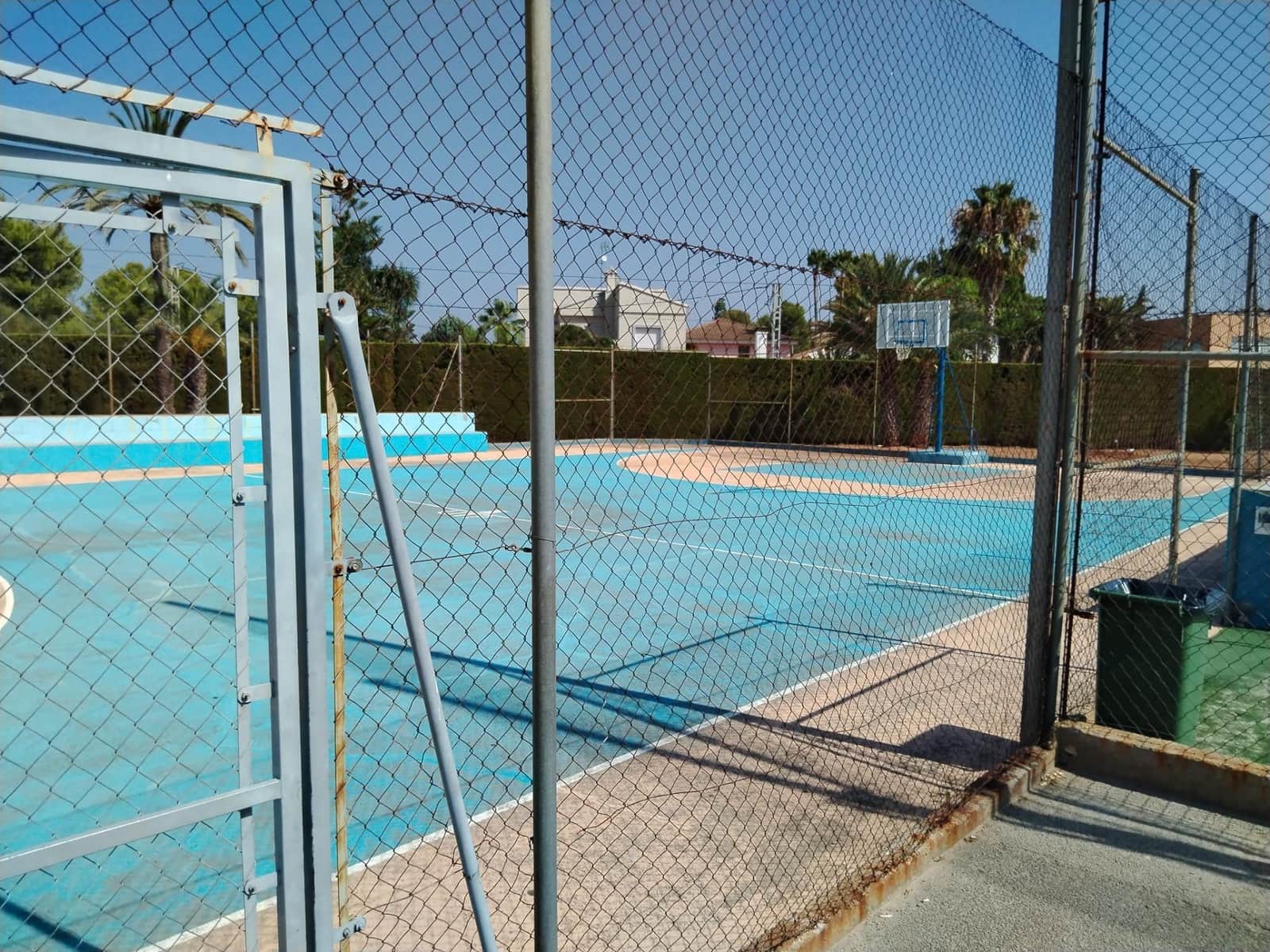 4 chambre Villa/Maison à vendre à Serra avec piscine garage - 499 000 € (Ref: 9990820)