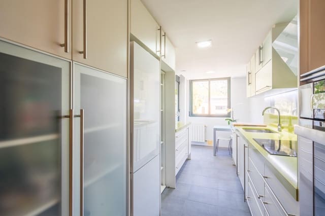 4 chambre Penthouse à vendre à Tavernes de la Valldigna avec piscine - 240 000 € (Ref: 9998921)