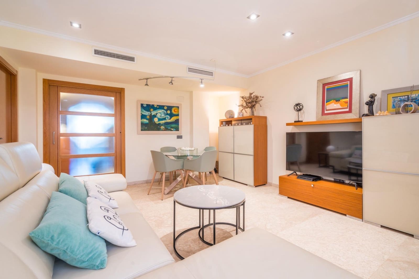 4 quarto Penthouse para venda em Tavernes de la Valldigna com piscina - 240 000 € (Ref: 9998921)