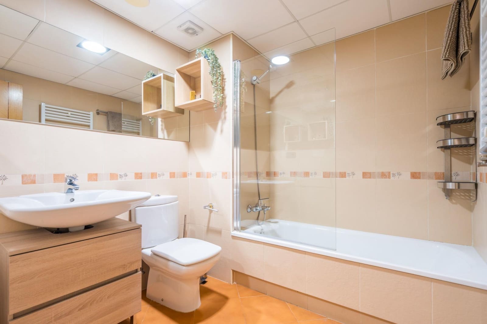 4 quarto Penthouse para venda em Tavernes de la Valldigna com piscina - 240 000 € (Ref: 9998921)
