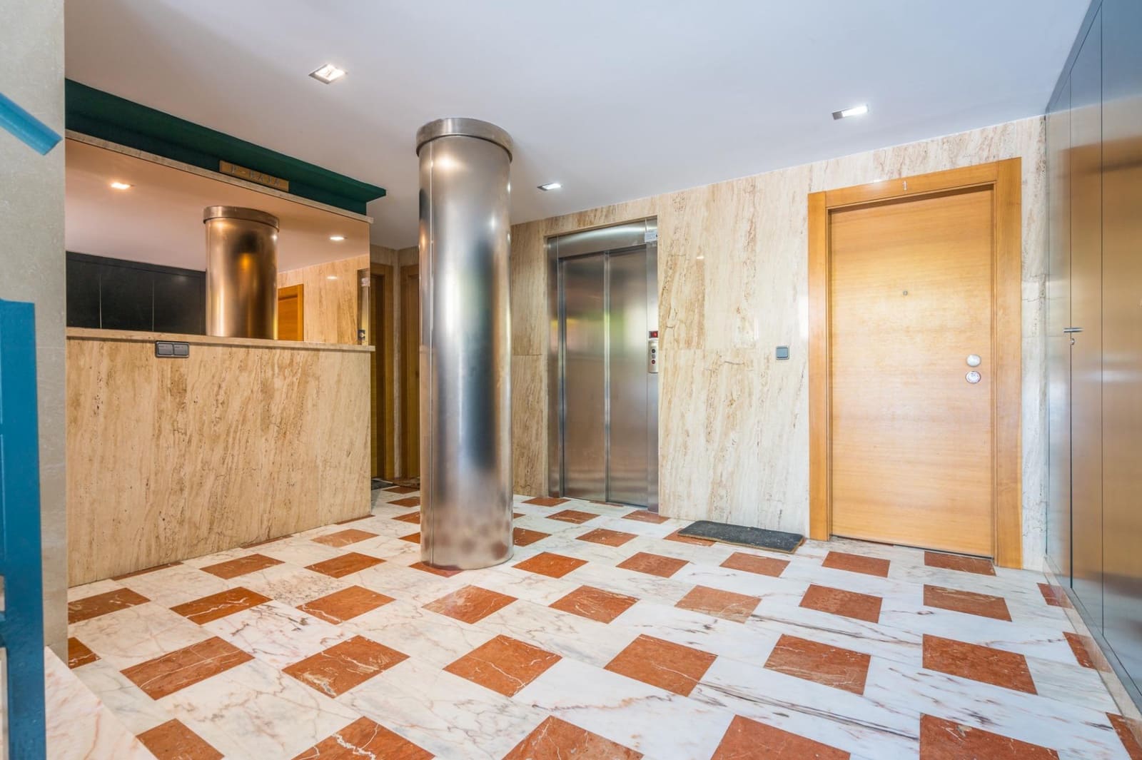 4 quarto Penthouse para venda em Tavernes de la Valldigna com piscina - 240 000 € (Ref: 9998921)