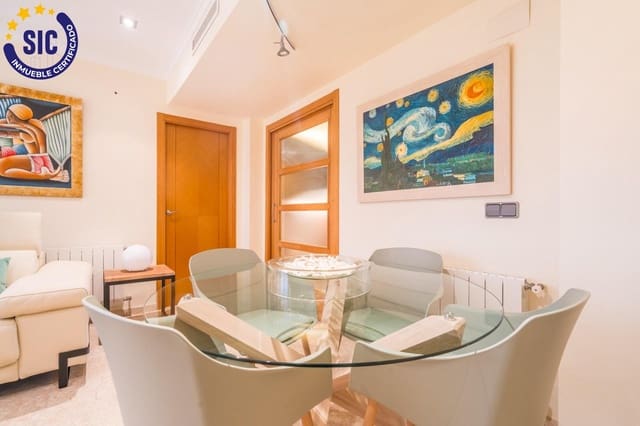 4 sovrum Takvåning till salu i Tavernes de la Valldigna med pool - 240 000 € (Ref: 9998921)