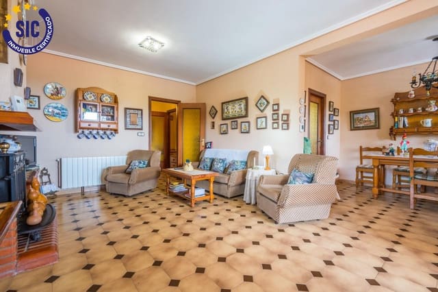 3 Zimmer Villa zu verkaufen in Chiva mit Pool Garage - 380.000 € (Ref: 9999689)