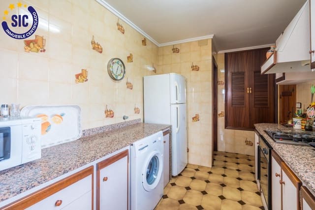 3 Zimmer Villa zu verkaufen in Chiva mit Pool Garage - 380.000 € (Ref: 9999689)