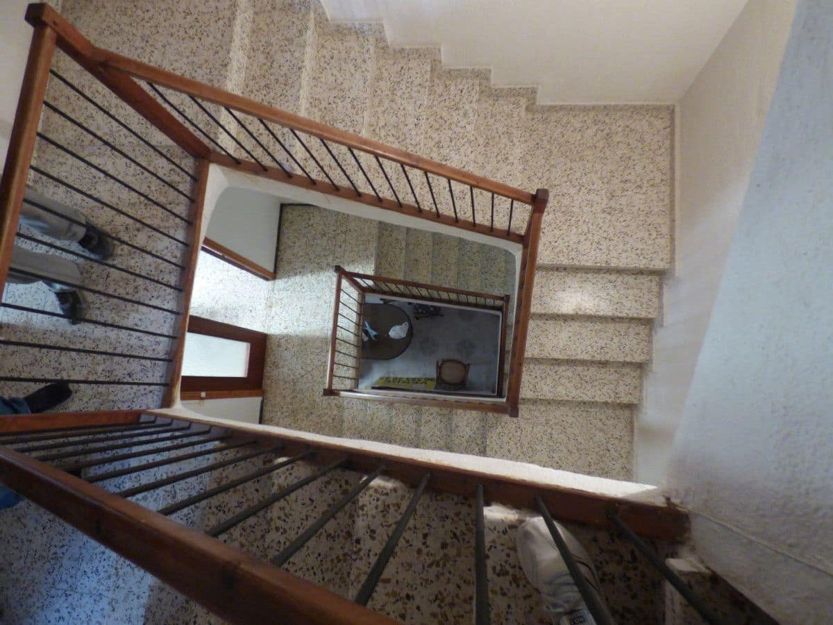 7 bedroom Townhouse for sale in Relleu - € 235,000 (Ref: 10077666)