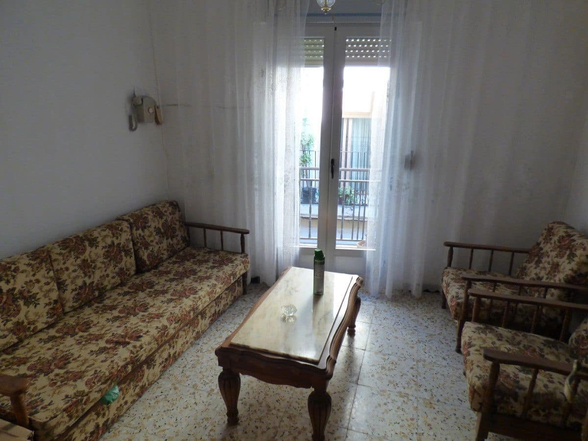 7 bedroom Townhouse for sale in Relleu - € 235,000 (Ref: 10077666)