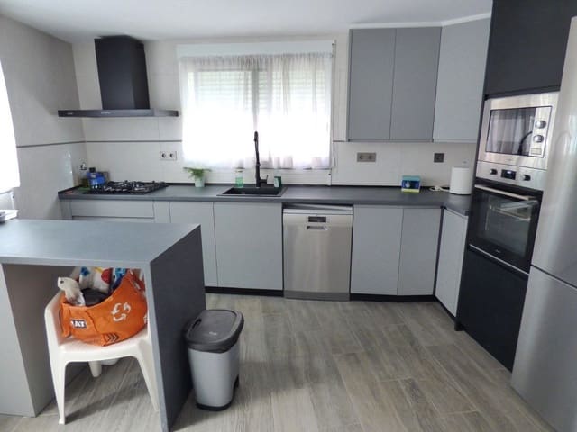 5 sovrum Hus till salu i Orxeta med garage - 310 000 € (Ref: 10133082)