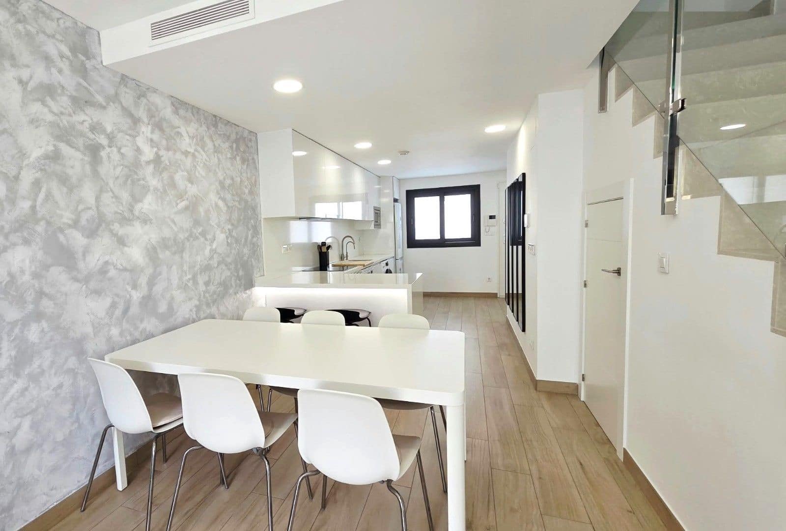 2 bedroom Semi-detached Villa for sale in Finestrat with pool garage - € 359,000 (Ref: 10159094)