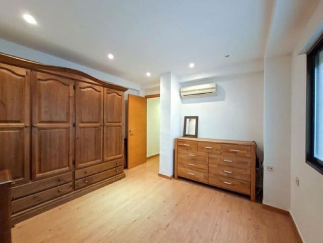 Apartamento de 2 habitaciones en Poniente, Benidorm en venta - 240.000 € (Ref: 10164227)