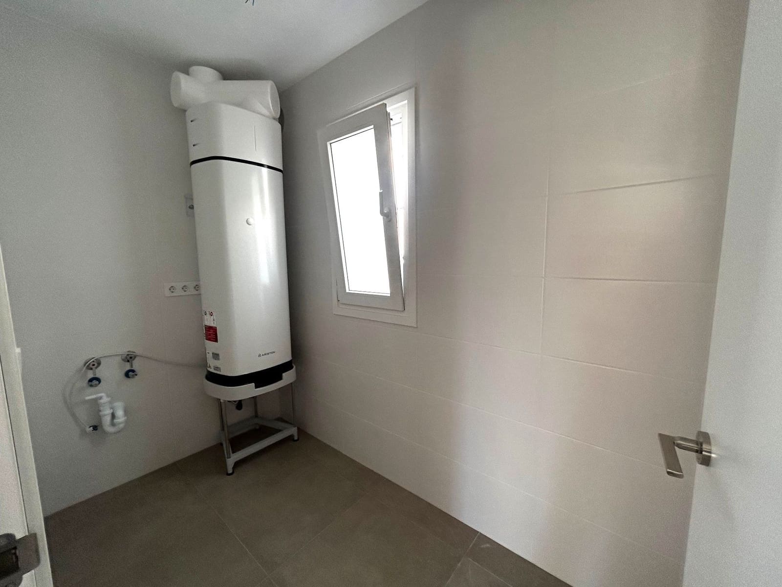Chalet de 4 habitaciones en Finestrat en venta con piscina garaje - 555.000 € (Ref: 10166199)