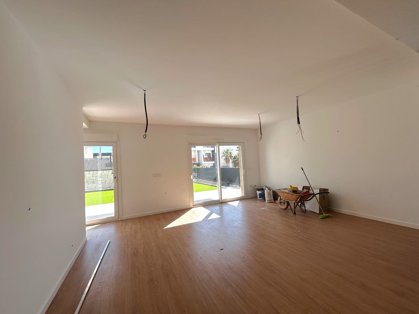 Chalet de 4 habitaciones en Finestrat en venta con piscina garaje - 555.000 € (Ref: 10166199)