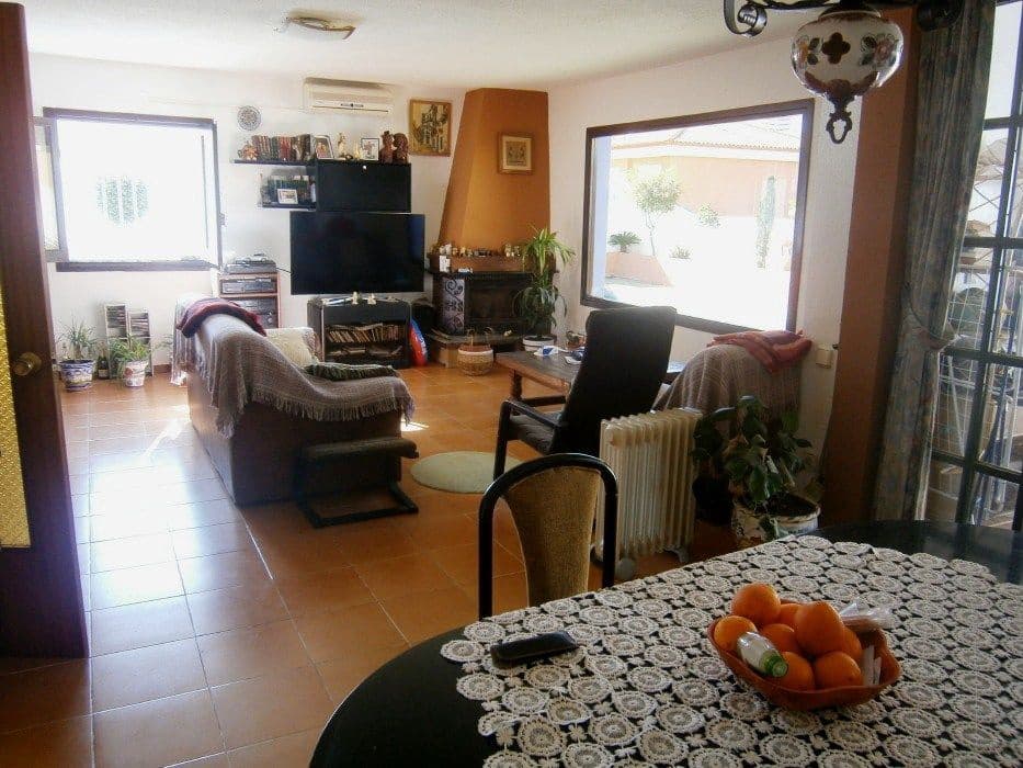 4 soveværelse Villa til salg i Benidorm med swimmingpool garage - € 450.000 (Ref: 3158186)