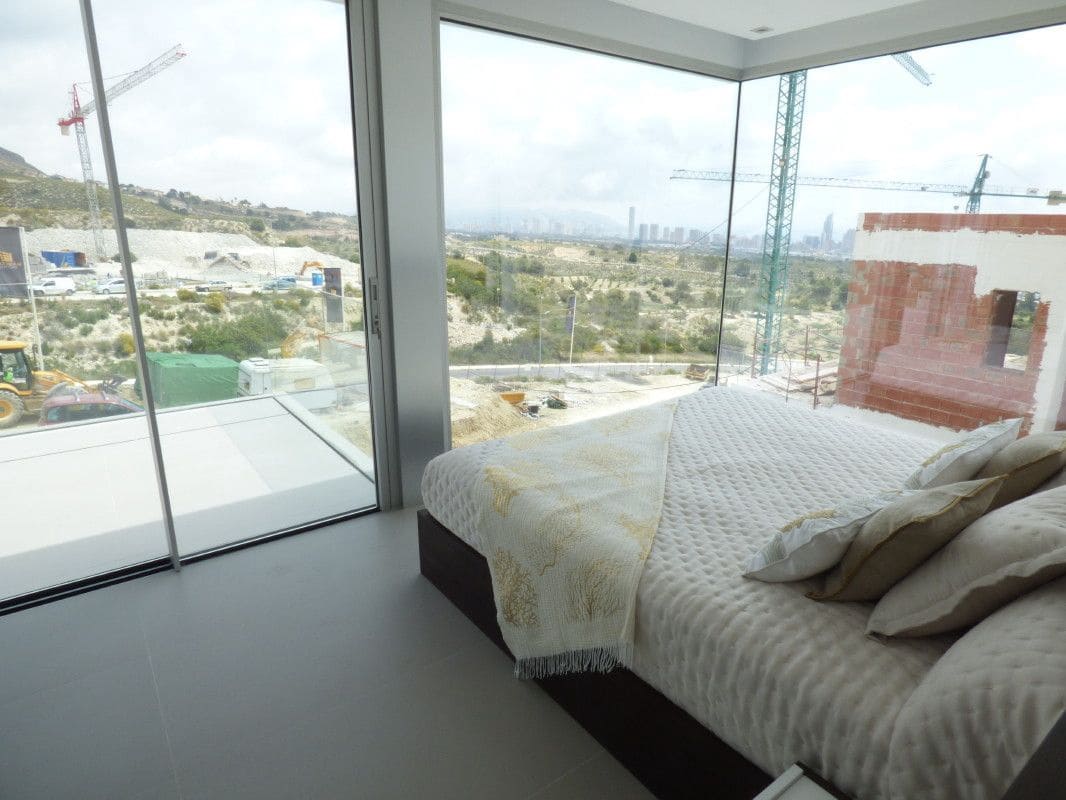 3 bedroom Villa for sale in Finestrat with pool garage - € 619,000 (Ref: 3220399)