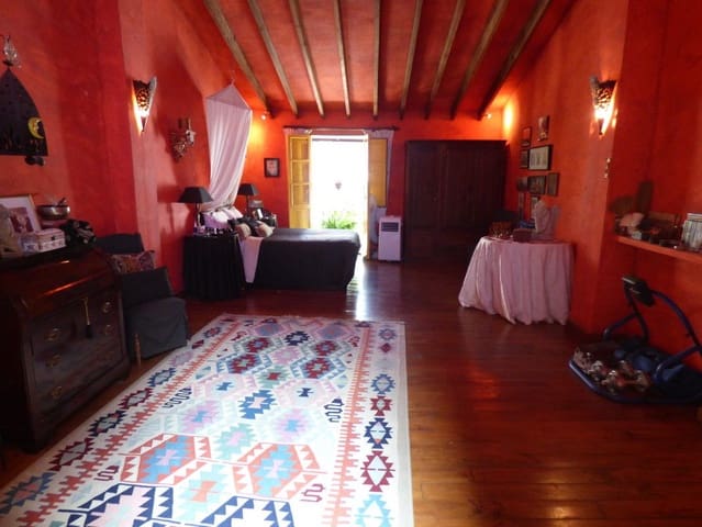 6 bedroom Townhouse for sale in Finestrat Pueblo, Finestrat - € 395,000 (Ref: 3539265)