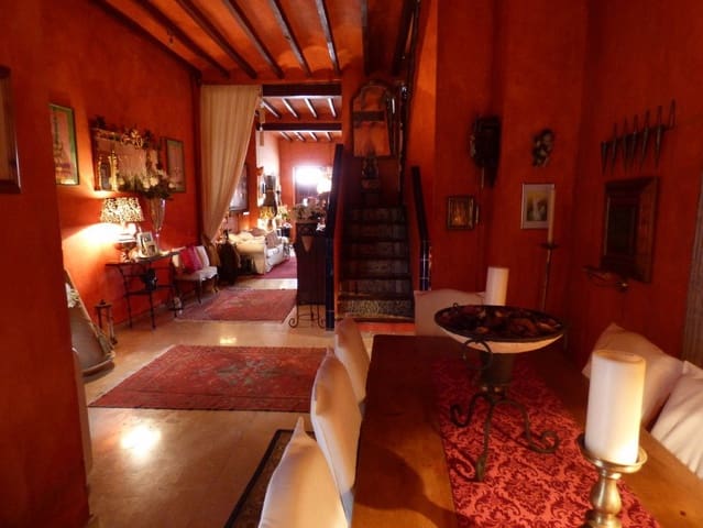 6 bedroom Townhouse for sale in Finestrat Pueblo, Finestrat - € 395,000 (Ref: 3539265)