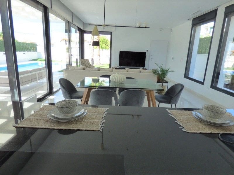 3 soveværelse Villa til salg i Finestrat med swimmingpool garage - € 654.000 (Ref: 5484834)