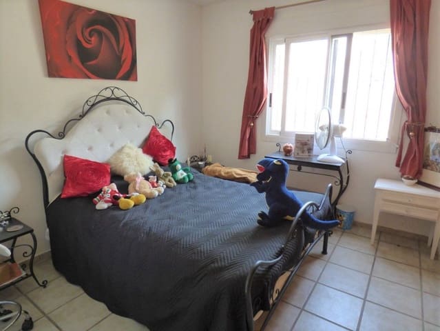 8 bedroom Villa for sale in Orxeta with pool garage - € 375,000 (Ref: 5589927)