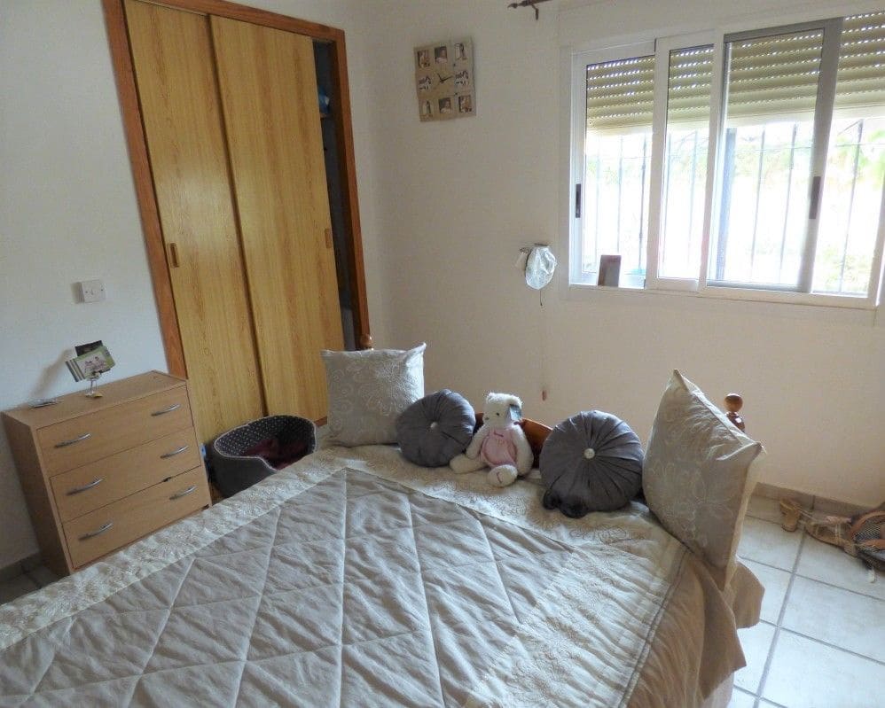 8 soveværelse Villa til salg i Orxeta med swimmingpool garage - € 375.000 (Ref: 5589927)