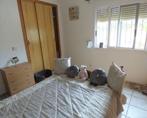 8 bedroom Villa for sale in Orxeta with pool garage - € 375,000 (Ref: 5589927)