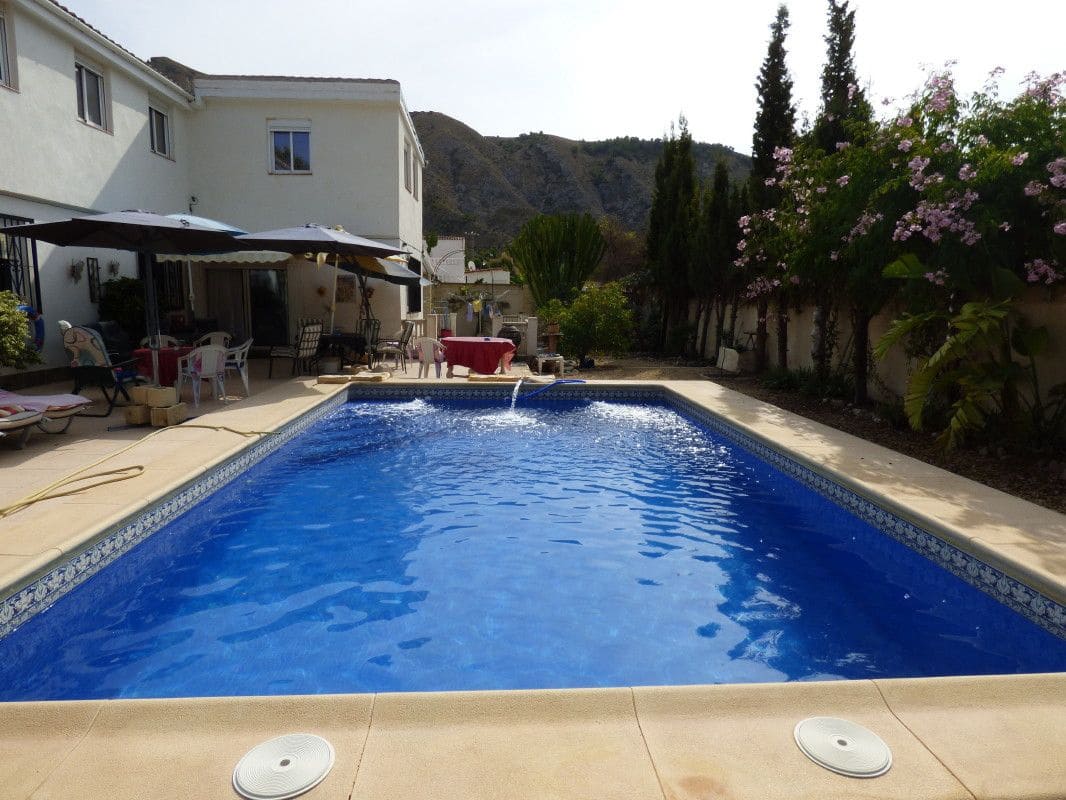 8 soveværelse Villa til salg i Orxeta med swimmingpool garage - € 375.000 (Ref: 5589927)